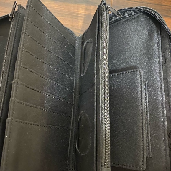 Stella Page handbag/wristlet - Picture 11 of 11